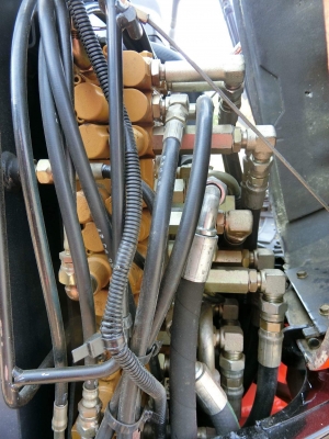 ขายรถขุดยี่ห้อ : KUBOTA แบบ :  U30S คอลโทนสั้นปั้มนิ้ว รุ่นใหม่มือบิดคันเร่ง  ราคา 395,000 บาท (ราคาต่อรองได้) รถเก่านอกแท้ไม่เคยใช้งานในไทย มีเอกสารใบอินวอย ช่วงล่างแน่น เครื่องดี ระบบไว  สนใจโทร : 099-907-9273 กิ๊ฟ กมลชนก   สนใจโทร : 099-907-3356 ช่างบั