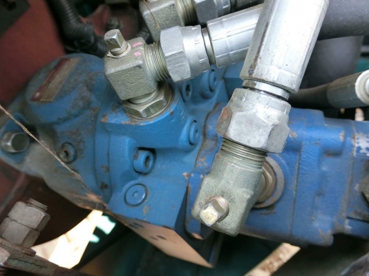 ขายรถขุดยี่ห้อ : KUBOTA แบบ :  U30S คอลโทนสั้นปั้มนิ้ว รุ่นใหม่มือบิดคันเร่ง  ราคา 395,000 บาท (ราคาต่อรองได้) รถเก่านอกแท้ไม่เคยใช้งานในไทย มีเอกสารใบอินวอย ช่วงล่างแน่น เครื่องดี ระบบไว  สนใจโทร : 099-907-9273 กิ๊ฟ กมลชนก   สนใจโทร : 099-907-3356 ช่างบั