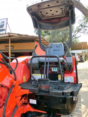 ขายรถขุดยี่ห้อ : KUBOTA แบบ :  U30S คอลโทนสั้นปั้มนิ้ว รุ่นใหม่มือบิดคันเร่ง  ราคา 395,000 บาท (ราคาต่อรองได้) รถเก่านอกแท้ไม่เคยใช้งานในไทย มีเอกสารใบอินวอย ช่วงล่างแน่น เครื่องดี ระบบไว  สนใจโทร : 099-907-9273 กิ๊ฟ กมลชนก   สนใจโทร : 099-907-3356 ช่างบั