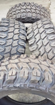 ขายยาง Mud 33&quot; ขอบ 20 ของใหม่ปลายปี 17 ชุดละ 16,800