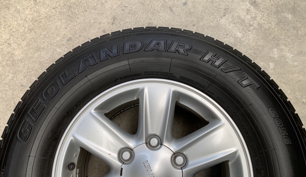 ล้อแม็ก ISUZU D-Max All New ขอบ 16 พร้อมยาง 245-70-16 Yokohama ปี 15 สภาพดี ดอกยางหนาปึก