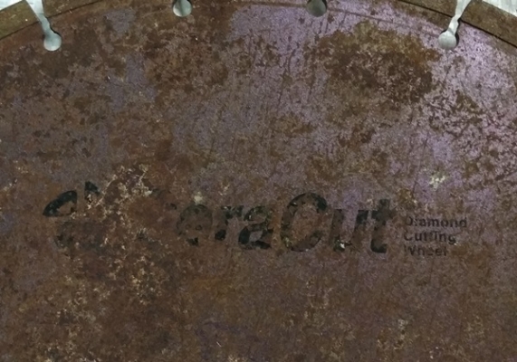 ใบตัดคอนกรีต 14 นิ้้ว Diamond cut สภาพดี ตัดได้อีกเยอะ