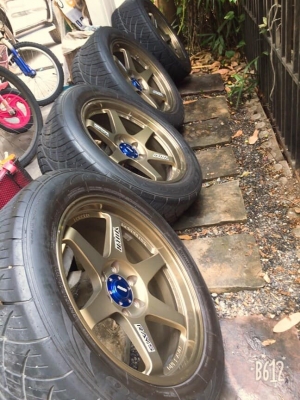 ขายถูกๆ ล้อแม๊กขอบ20นิ้ว สภาพดี ไม่เคยซ่อม พร้อมยาง ถอดออกมาจากรถส่วนตัวครับ
