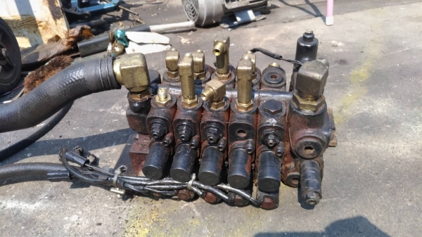 คอนโทรลไฟฟ้า