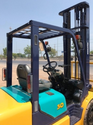 ขายรถฟอร์คลิฟต์ KOMATSU FD30T-12 รถนอกนำเข้าเองจากญี่ปุ่น สภาพสวยพร้อมใช้ มีVDOการทำงานครับ