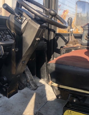 ขายรถตักล้อยาง TCM 865-2 (4,XXX ชั่วโมง) นำเข้าเองจากญี่ปุ่น สภาพสวยพร้อมใช้ มีVDOการทำงานครับ ขายรถตักล้อยาง TCM 865-2 (4,XXX ชั่วโมง) นำเข้าเองจากญี่ปุ่น สภาพสวยพร้อมใช้ มีVDOการทำงานครับ