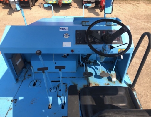 ขายรถบด 9 ล้อ DYNAPAC CP202 ปี 2000 นำเข้าเองจากญี่ปุ่น สภาพสวยพร้อมใช้ มีVDOการทำงานครับ