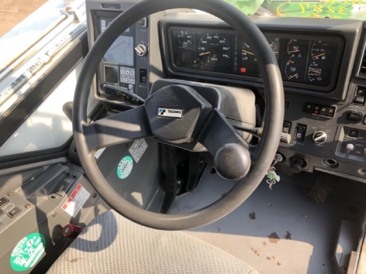 ขายรถเครน TADANO TR100M-1 (ขนาด 10 ตัน) ปี 1999 นำเข้าเองจากญี่ปุ่น สภาพสวยพร้อมใช้ มีVDOการทำงานครับ