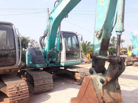 ขายจ้า..KOBELCO SK135SR-1E YY03 ปี 2004  มีลายแย๊ก แทรค70 6,xxxชั่วโมง โทร 089-3818694 จ๊อย