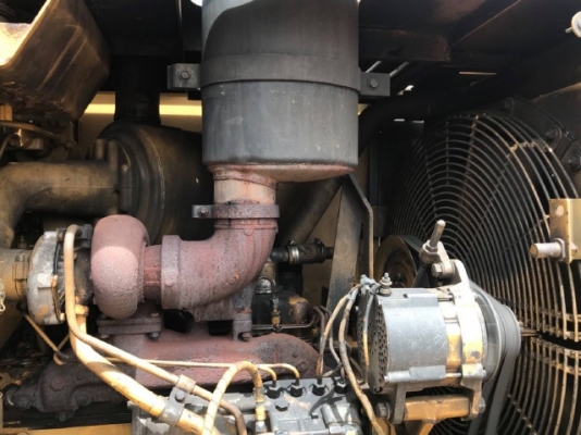 ขายรถตักล้อยาง CAT 936Z (4,XXX ชั่วโมง) นำเข้าเองจากญี่ปุ่น สภาพสวยพร้อมใช้ มีVDOการทำงานครับ