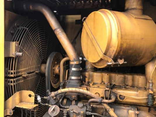 ขายรถตักล้อยาง CAT 936Z (4,XXX ชั่วโมง) นำเข้าเองจากญี่ปุ่น สภาพสวยพร้อมใช้ มีVDOการทำงานครับ