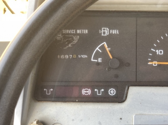 ขายรถตักล้อยาง KOMATSU WA100-3 (1,XXX ชั่วโมง) นำเข้าเองจากญี่ปุ่น สภาพสวยพร้อมใช้ มีVDOการทำงานครับ