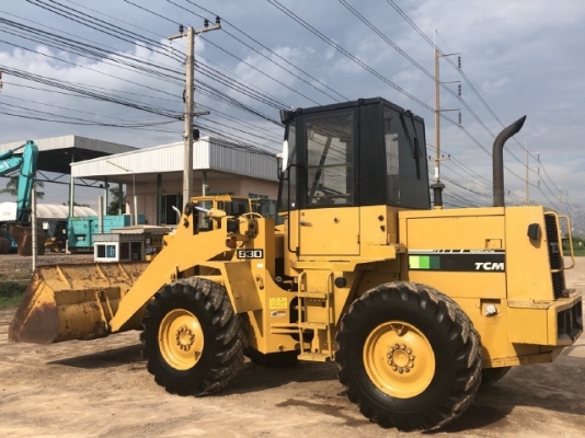 ขายรถตักล้อยาง TCM 830-2 (เท่าเทียบ WA100) (4,XXX ชั่วโมง) นำเข้าเองจากญี่ปุ่น สภาพสวยพร้อมใช้ มีVDOการทำงานครับ