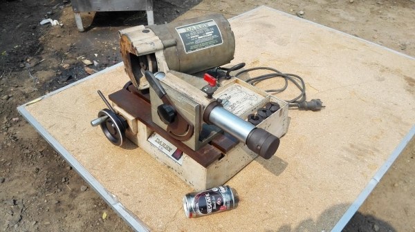 เครื่องลับดอกสว่านอเมริกา DAREX Made in USA ใช้ไฟบ้าน 2 สาย 220V พร้อมอุปกรณ์ สภาพสวยงานนอกพร้อมใช้