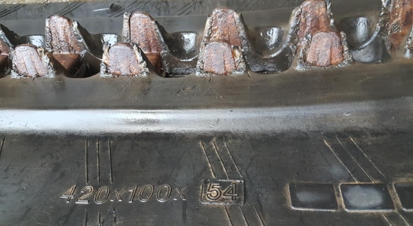 สินค้าหายากที่สุด*งานนำเข้าจากญี่ปุ่น มาแล้วคะ* แทรคยางฟันแหลม /ฟันหมา* ขนาด 420 *54(ข้อ)*100 /420*100*54(ข้อ) สินค้าหายากที่สุด*งานนำเข้าจากญี่ปุ่น มาแล้วคะ* แทรคยางฟันแหลม /ฟันหมา* ขนาด 420 *54(ข้อ)*100 /420*100*54(ข้อ)