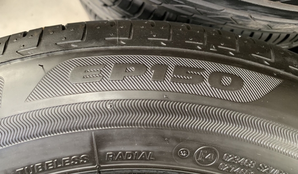 ยางป้ายแดง 185-65-15 Bridgestone ปลายปี 18 ดอกยางเต็มๆ ตุ่มเด้งๆ ยางป้ายแดง 185-65-15 Bridgestone ปลายปี 18 ดอกยางเต็มๆ ตุ่มเด้งๆ