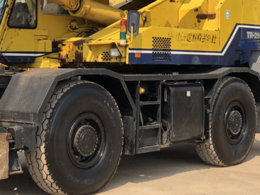 ขายรถเครน TADANO TR250M-5 (ขนาด 25 ตัน) ปี 1995 รถนอกนำเข้าจากญี่ปุ่น สภาพสวยพร้อมใช้ มีVDOการทำงานค