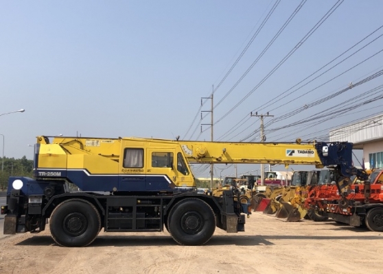 ขายรถเครน TADANO TR250M-5 (ขนาด 25 ตัน) ปี 1995 รถนอกนำเข้าจากญี่ปุ่น สภาพสวยพร้อมใช้ มีVDOการทำงานค