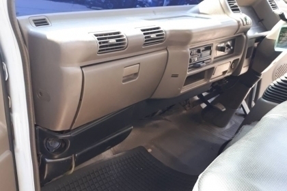 ISUZU 6 ล้อ NKR 88 ปี43 ตู้แห้ง.ยาว3.20ม.แอร์เย็นๆ เครืองดี แคชชีสวย รถห้าง สภาพเดิมๆ สวยพายในครบพร้อมใช้งาน ขาย 255,000 บาท ติดต่อ 089-5367218. 081-4252943 ISUZU 6 ล้อ NKR 88 ปี43 ตู้แห้ง.ยาว3.20ม.แอร์เย็นๆ เครืองดี แคชชีสวย รถห้าง สภาพเดิมๆ สวยพายในครบพร้อมใช้งาน ขาย 255,000 บาท ติดต่อ 089-5367218. 081-4252943