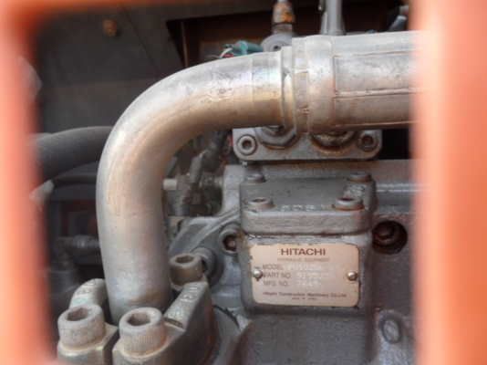 ZX200-1 บูมยาว16เมตร  @1,600,000บาท 8,XXXชั่วโมง พร้อมใช้เอกสารครบ สนใจโทรสนใจคลิ๊ก ☎ 081-989-1989 หรั่งครับ