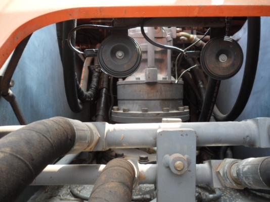 ZX200-1 บูมยาว16เมตร  @1,600,000บาท 8,XXXชั่วโมง พร้อมใช้เอกสารครบ สนใจโทรสนใจคลิ๊ก ☎ 081-989-1989 หรั่งครับ