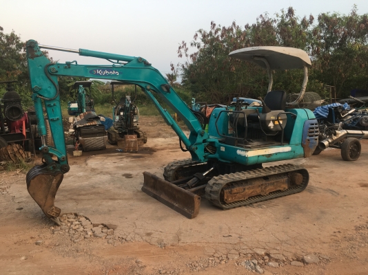 K028 Kubota เทียบเท่าPc 30 เครื่องดี ปั้มแรง ระบบดี คอนโทรนน้ำมัน