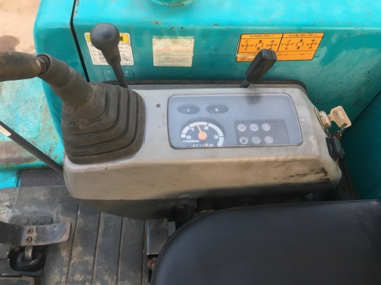 K028 Kubota เทียบเท่าPc 30 เครื่องดี ปั้มแรง ระบบดี คอนโทรนน้ำมัน