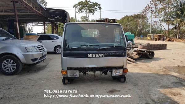 *SALE* สินค้าเก่านอก ขายถูกด่วนๆ หัวเก๋ง รถบรรทุก4 ล้อใหญ่ ,6 ล้อเล็ก /CABIN NISSAN รุ่น:CABSTAR *ตาเหลี่ยม*