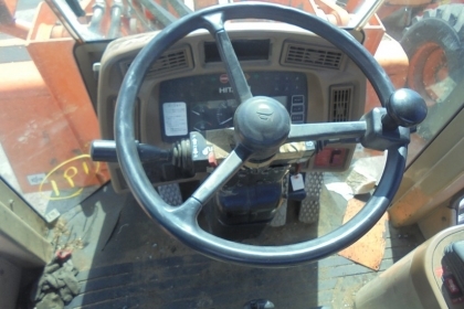 ขายรถตักล้อยาง KOMATSU WA100-1 (สภาพดี)