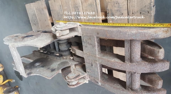 SALE* FROM JAPAN ตัวคีบปากหนีบไม้ สำหรับรถขุดไซค์ 20, 25, 30, 35 /ซอกแขนใน-ใน 13 เซนติเมตร/ สินค้าเก่านอก SALE* FROM JAPAN ตัวคีบปากหนีบไม้ สำหรับรถขุดไซค์ 20, 25, 30, 35 /ซอกแขนใน-ใน 13 เซนติเมตร/ สินค้าเก่านอก