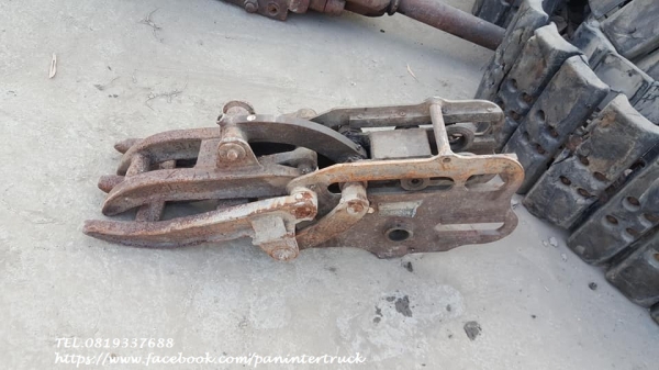 SALE* FROM JAPAN ตัวคีบปากหนีบไม้ สำหรับรถขุดไซค์ 20, 25, 30, 35 /ซอกแขนใน-ใน 13 เซนติเมตร/ สินค้าเก่านอก SALE* FROM JAPAN ตัวคีบปากหนีบไม้ สำหรับรถขุดไซค์ 20, 25, 30, 35 /ซอกแขนใน-ใน 13 เซนติเมตร/ สินค้าเก่านอก