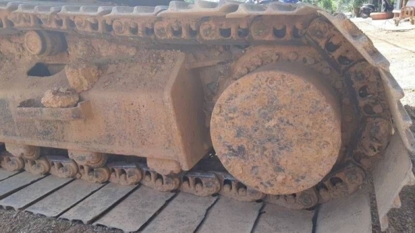 ขาย 690,000 KOBELCO SK 200 Mark 5 super  เครื่องดี ปั้มแรง ไฟฟ้าครบ เอวแน่น ช่วงช่างสวย แอร์หนาว เอกสารแจ้งจำหน่ายซื้อใหม่ป้ายแดงมามือเดียว รถพร้อมใช้งาน  รถอยู่  จันทบุรี  โทร 0610710295  สนใจ รายการสินค้า อื่นๆ ที่ เว็ปไชค์ Truck2Hand https://www.truck2