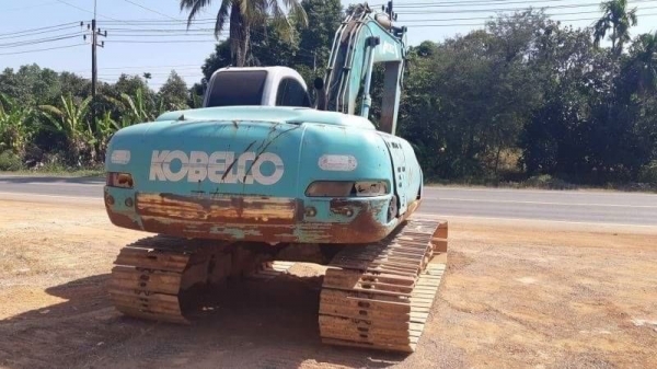 ขาย 690,000 KOBELCO SK 200 Mark 5 super  เครื่องดี ปั้มแรง ไฟฟ้าครบ เอวแน่น ช่วงช่างสวย แอร์หนาว เอกสารแจ้งจำหน่ายซื้อใหม่ป้ายแดงมามือเดียว รถพร้อมใช้งาน  รถอยู่  จันทบุรี  โทร 0610710295  สนใจ รายการสินค้า อื่นๆ ที่ เว็ปไชค์ Truck2Hand https://www.truck2