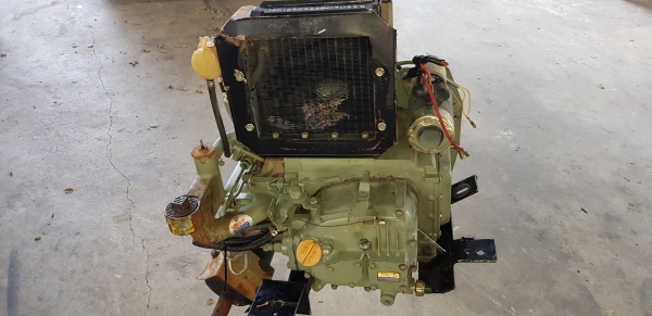 2 สูบ 12 แรง หม้อนน้ำในตัว 2 สูบ 12 แรง หม้อนน้ำในตัว