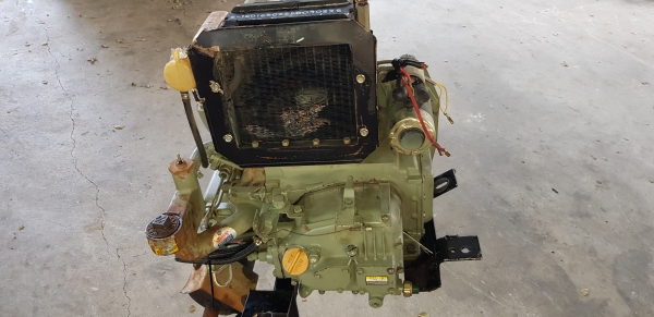 2  สูบ 12 แรง หม้อนน้ำในตัว