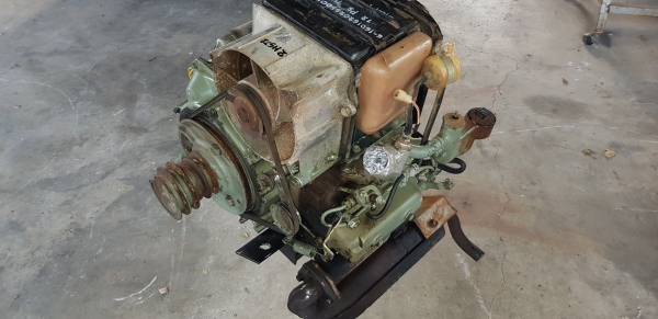 2 สูบ 12 แรง หม้อนน้ำในตัว 2 สูบ 12 แรง หม้อนน้ำในตัว