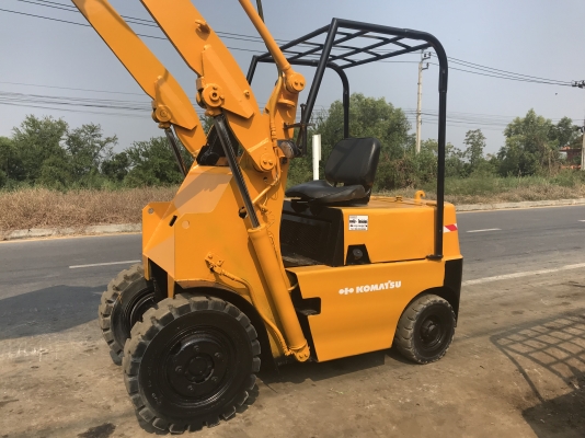 Komatsu sd10สภาพดีเก่าญี่ปุ่น มีใบอินวอยไม่เคยใช้ในไทย Komatsu sd10สภาพดีเก่าญี่ปุ่น มีใบอินวอยไม่เคยใช้ในไทย