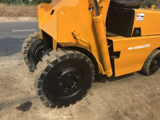 Komatsu sd10สภาพดีเก่าญี่ปุ่น มีใบอินวอยไม่เคยใช้ในไทย Komatsu sd10สภาพดีเก่าญี่ปุ่น มีใบอินวอยไม่เคยใช้ในไทย