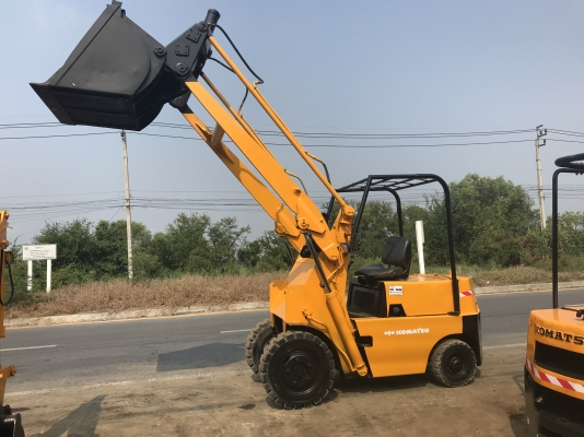 Komatsu sd10สภาพดีเก่าญี่ปุ่น มีใบอินวอยไม่เคยใช้ในไทย