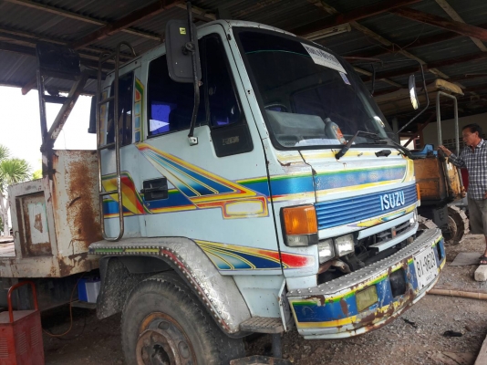 ขายรถบรรทุก10ล้อเทรลเลอร์ ISUZU 175 แรงม้าสองเพลาสโลราคา 450,000 ขายรถบรรทุก10ล้อเทรลเลอร์ ISUZU 175 แรงม้าสองเพลาสโลราคา 450,000