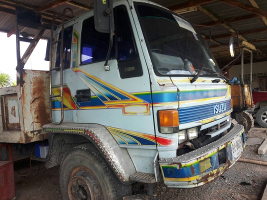 ขายรถบรรทุก10ล้อเทรลเลอร์ ISUZU 175 แรงม้าสองเพลาสโลราคา 450,000 ขายรถบรรทุก10ล้อเทรลเลอร์ ISUZU 175 แรงม้าสองเพลาสโลราคา 450,000