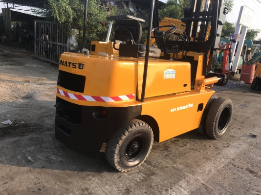 Komatsu fd30-2สภาพดีเก่าญี่ปุ่น มีใบอินวอยไม่เคยใช้ในไทย