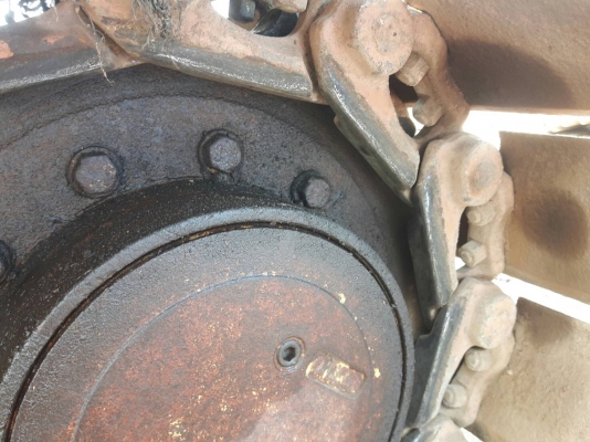 ขายแบคโฮKOMATSU.PC100-5 มีลายหัวเจาะราคา 400,000 ขายแบคโฮKOMATSU.PC100-5 มีลายหัวเจาะราคา 400,000