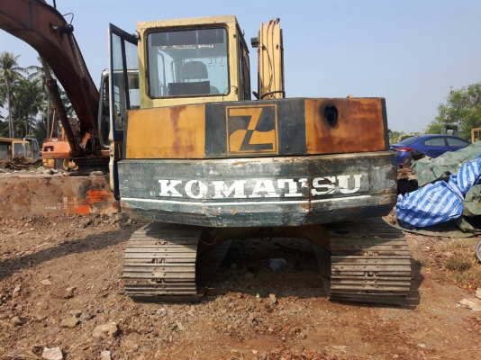 ขายแบคโฮKOMATSU.PC100-5 มีลายหัวเจาะราคา 400,000 ขายแบคโฮKOMATSU.PC100-5 มีลายหัวเจาะราคา 400,000