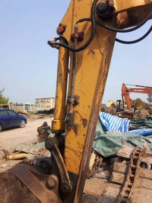 ขายแบคโฮKOMATSU.PC100-5 มีลายหัวเจาะราคา 400,000 ขายแบคโฮKOMATSU.PC100-5 มีลายหัวเจาะราคา 400,000