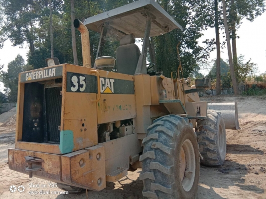 ขาย 395,000 รถตักล้อยางเอวอ่อน CAT 910 E เครื่องดี เกียร์แรง เอวแน่น ยางดี ระบบไฮดอร์สมบูณร์ รถพร้อมใช้งาน เอกสารซื้อขาย รถอยู่ ขอนแก่น 090-772-3710 090-772-3708