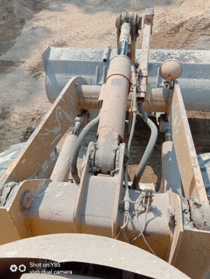 ขาย 395,000 รถตักล้อยางเอวอ่อน CAT 910 E เครื่องดี เกียร์แรง เอวแน่น ยางดี ระบบไฮดอร์สมบูณร์ รถพร้อมใช้งาน เอกสารซื้อขาย รถอยู่ ขอนแก่น 090-772-3710 090-772-3708