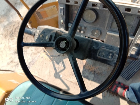 ขาย 395,000 รถตักล้อยางเอวอ่อน CAT 910 E เครื่องดี เกียร์แรง เอวแน่น ยางดี ระบบไฮดอร์สมบูณร์ รถพร้อมใช้งาน เอกสารซื้อขาย รถอยู่ ขอนแก่น 090-772-3710 090-772-3708