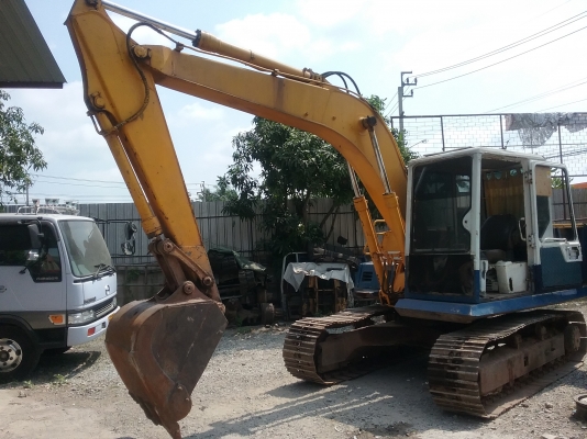 รถแมคโคร pc100-5 โคมัสสุ สภาพสวย พร้อมใช้งาน