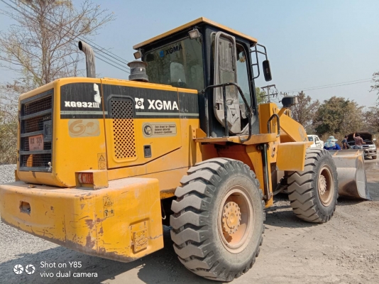 ขาย 590,000 รถตักล้อยาง 3 คิว XGMA XG932 ซีรี่ 3 เล่มทะเบียน  ทำงาน 9,000 ชม. เครื่องดี เกียร์แรง เอวแน่น ยางสวย หัวเก๋ง เล่มทะเบียน รถสวยพร้อมใช้งาน รถอยู่ ขอนแก่น 090-772-3710 090-772-3708